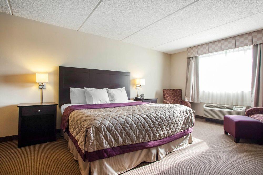 Four Points By Sheraton Milwaukee Airport Екстер'єр фото