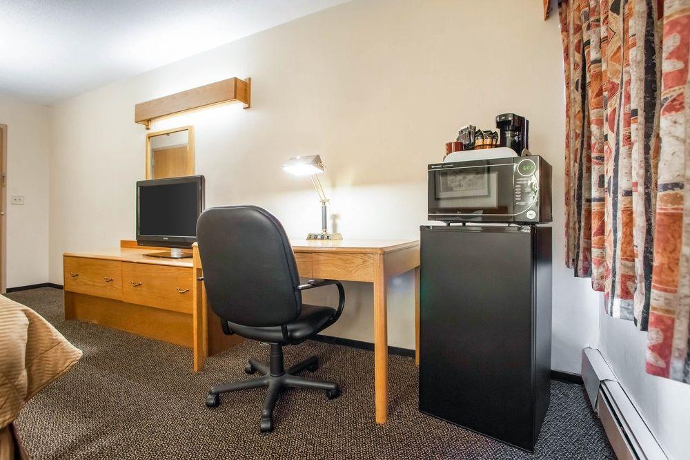 Four Points By Sheraton Milwaukee Airport Екстер'єр фото