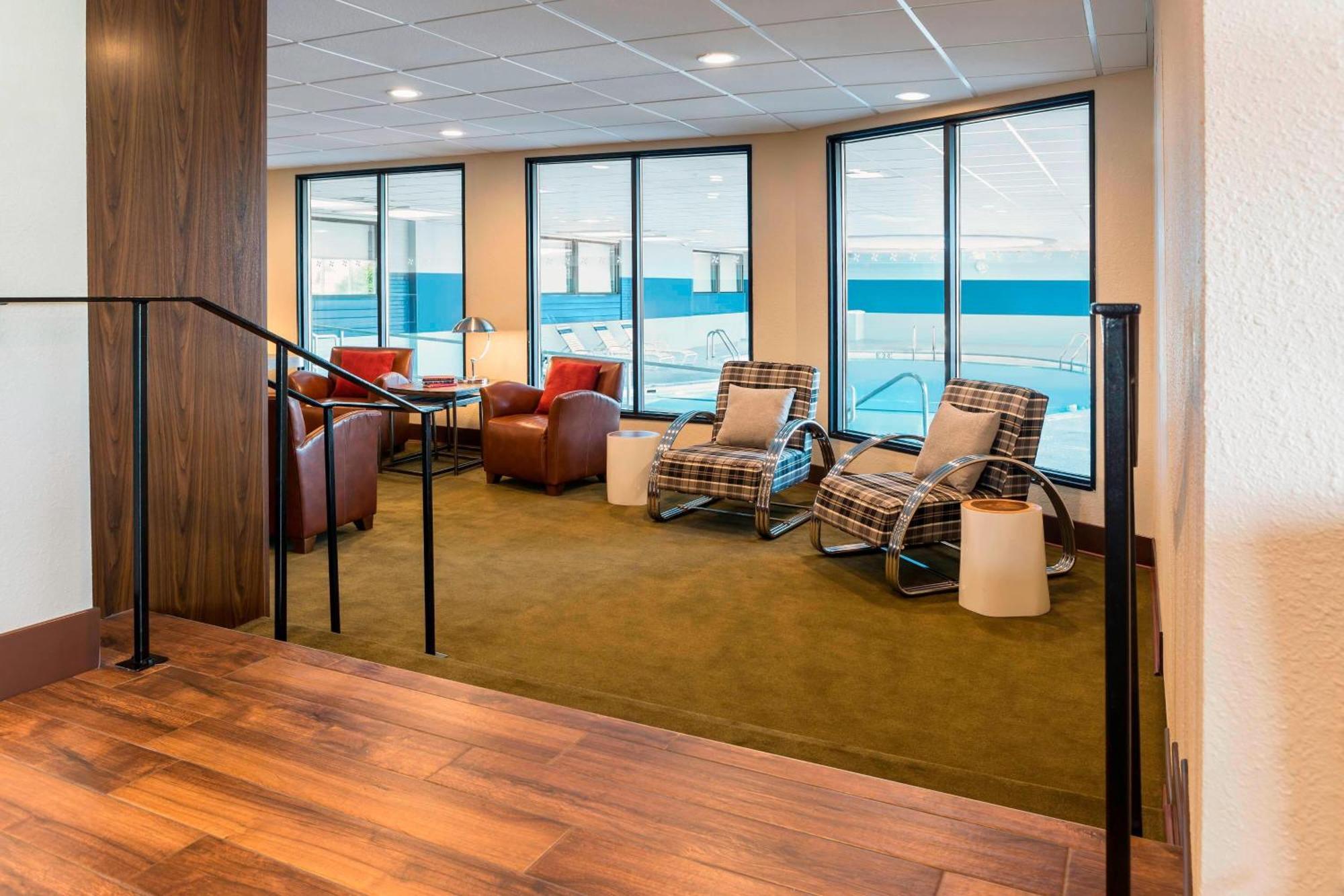 Four Points By Sheraton Milwaukee Airport Екстер'єр фото