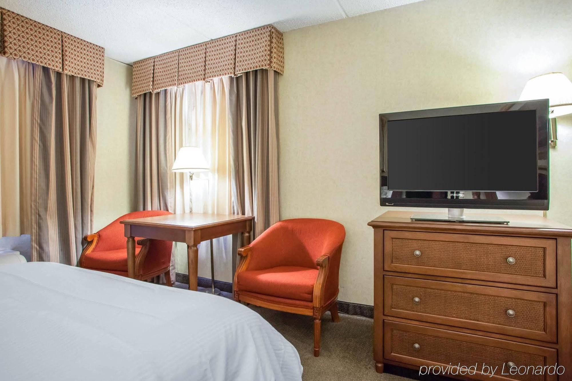 Four Points By Sheraton Milwaukee Airport Екстер'єр фото