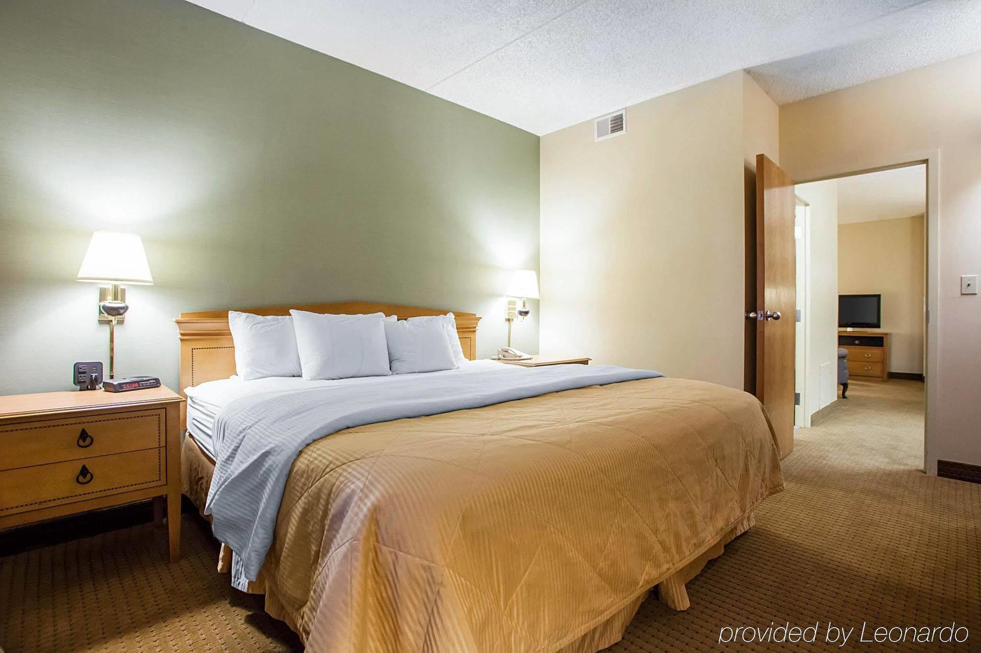 Four Points By Sheraton Milwaukee Airport Екстер'єр фото