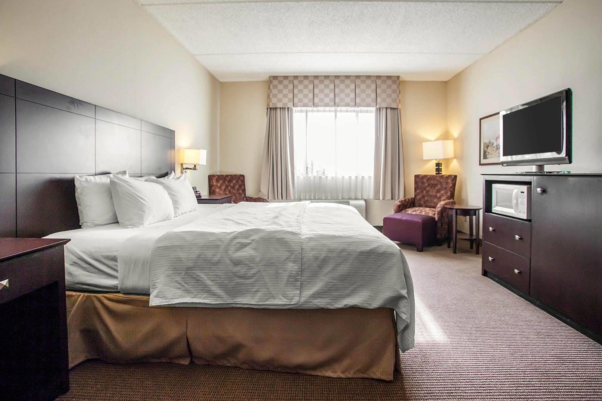 Four Points By Sheraton Milwaukee Airport Екстер'єр фото